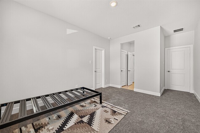 Building Photo - 21231 Aristad Ln