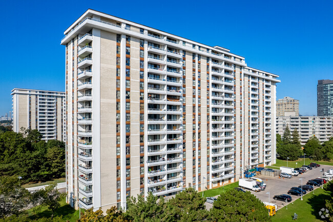 Building Photo - Preston Living