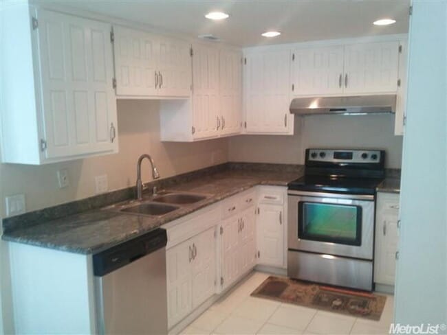 Photo - 1135 Rivara Cir House