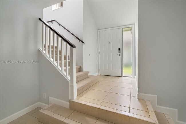Building Photo - 6351 Riverwalk Ln
