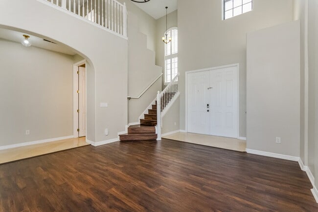 Building Photo - 9837 Lake District Ln
