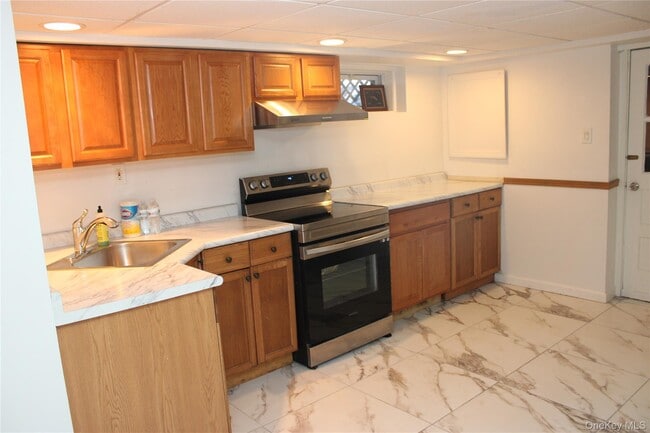 Foto del edificio - 16 Shelley Pl