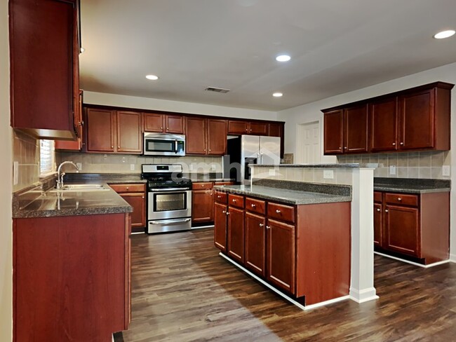 Foto del edificio - 35 Branch Valley Ln
