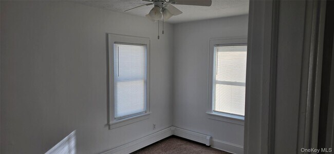 Foto del edificio - 56 Millspaugh Ln