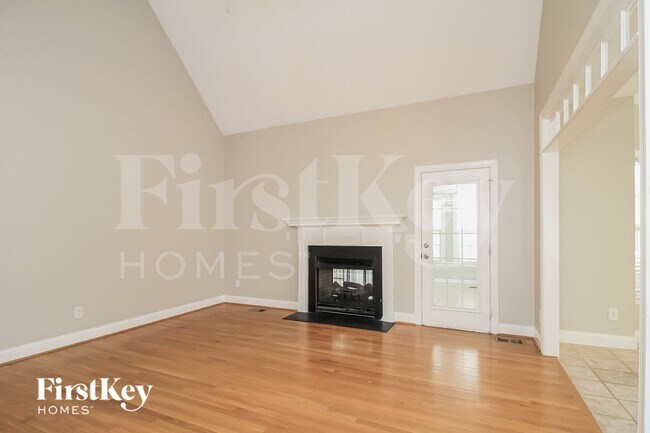 Foto del edificio - 4726 Farm Bell Ct