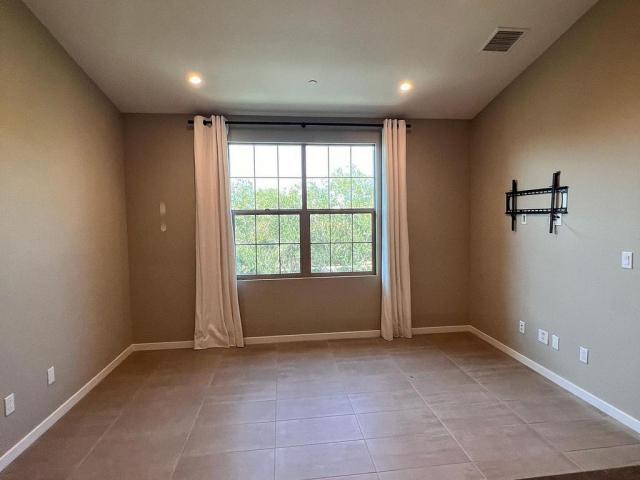 Primary Photo - 2 bedroom in Irvine CA 92618