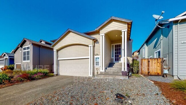 Building Photo - 5669 Raters Dr