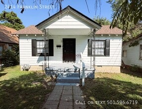 Building Photo - 2414 Franklin St