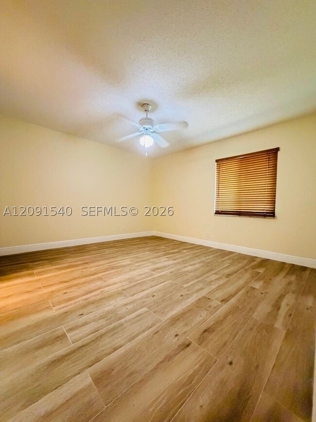 Building Photo - 2535 SW 22nd Ave