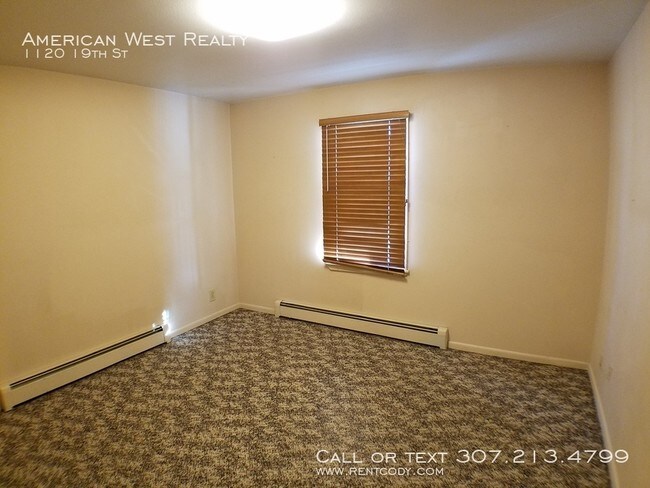 Building Photo - 1120 19th Street