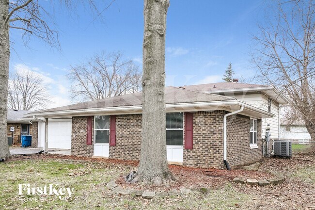 Building Photo - 9570 Gemini Dr