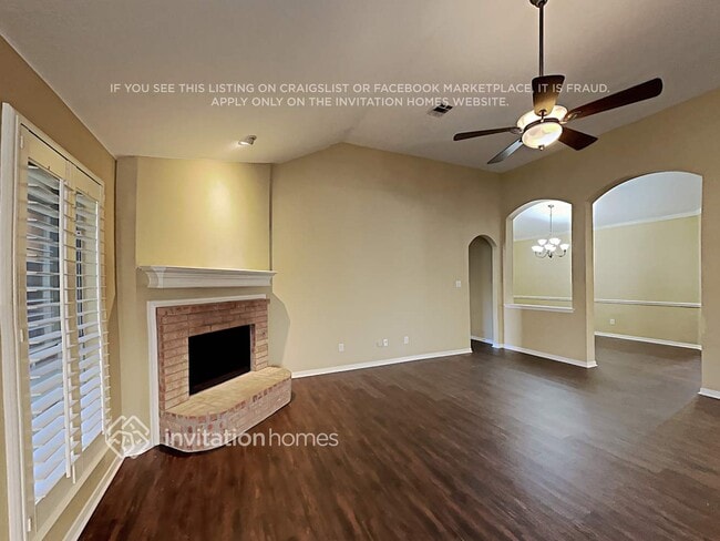 Building Photo - 613 Chestnut Dr