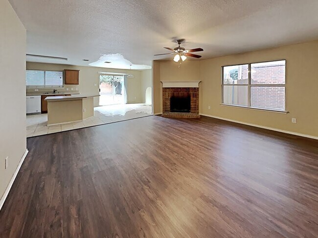 Building Photo - 4023 Rolling Rock Rd