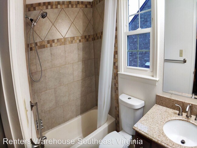 Building Photo - 2 br, 2 bath House - 1587 Crescent Point Lane