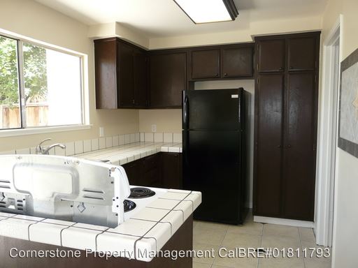 Building Photo - 3280 Sagittarius Ln