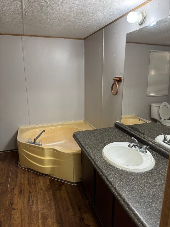 Foto del edificio - 780 County Rd 2218