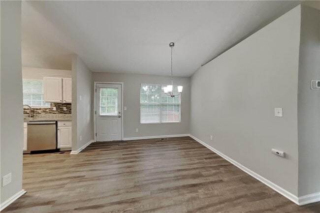 Building Photo - 820 Tradd Ct