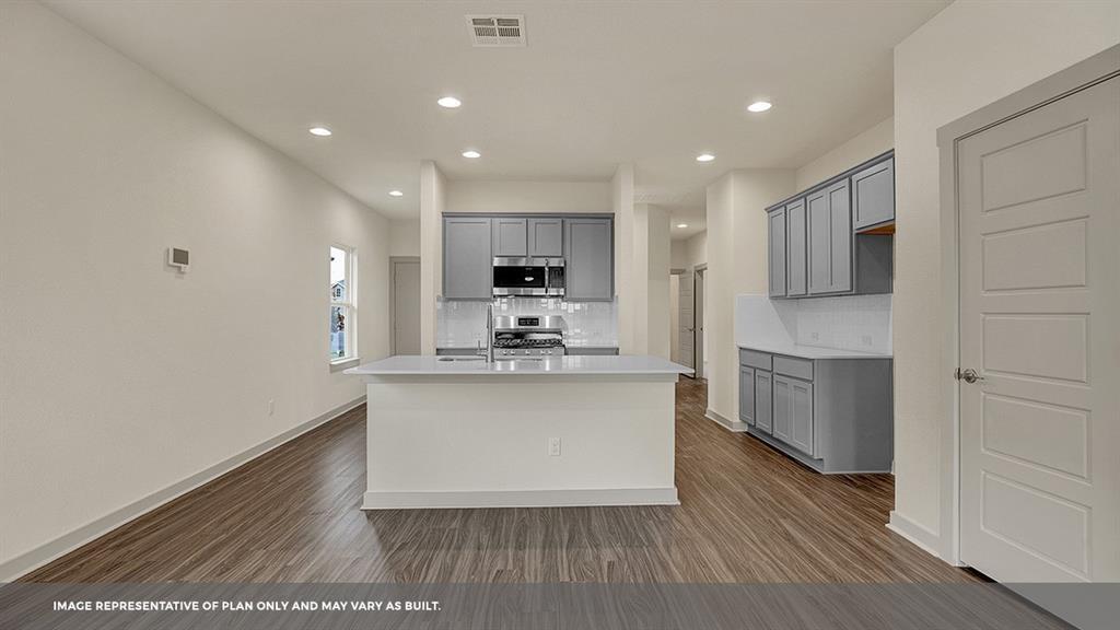 Foto principal - 10917 Tildon Ave