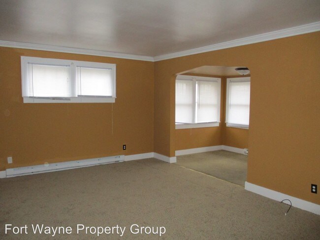 Building Photo - 3 br, 1.5 bath House - 120 W Branning Avenue