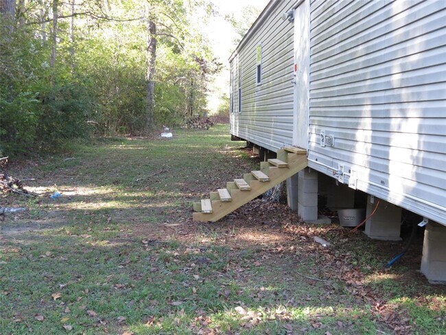 Foto del edificio - 98 Hawthorne Rd