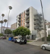 Building Photo - 540 Normandie Ave
