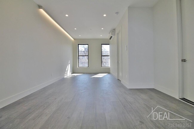 Building Photo - 1 bedroom in Brooklyn NY 11216