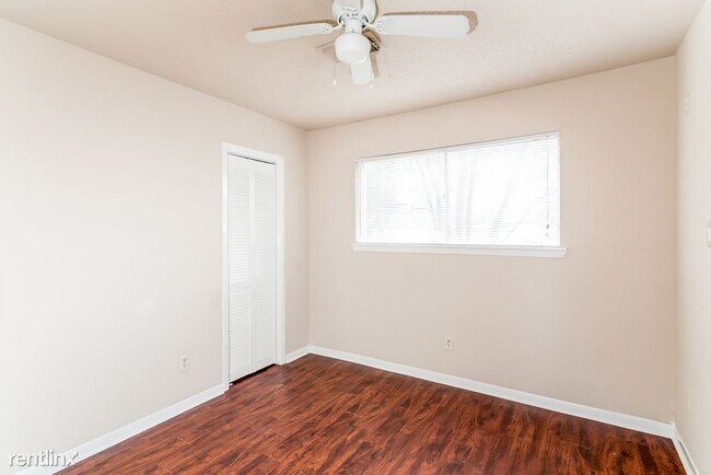 Building Photo - 3 br, 2 bath House - 15614 Golden Eagle Dr