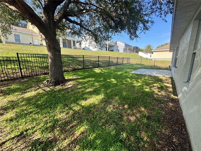 Building Photo - 918 Cork Oak Ln