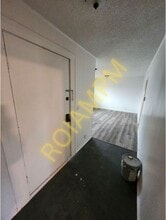 Building Photo - 125 Main St