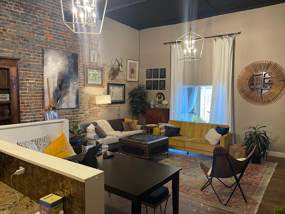 Foto principal - 230 Main St