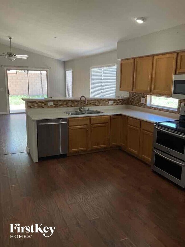 Building Photo - 15009 W Rampart Dr