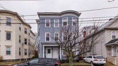 Building Photo - 40-42-42 Cherry St