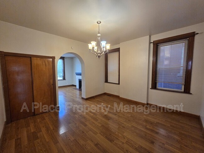 Foto del edificio - 736 Dover Pl