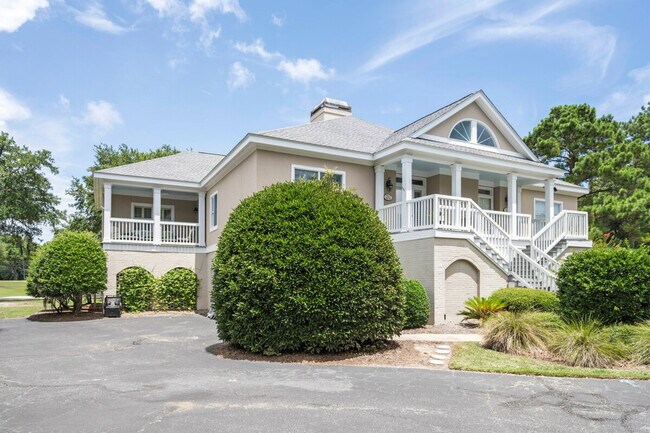 Foto del edificio - 49 Collins Meadow Dr