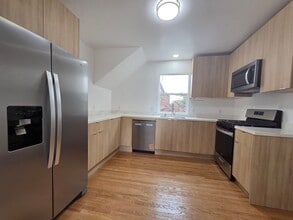 Building Photo - 4315-4317-4317 Lincoln Way