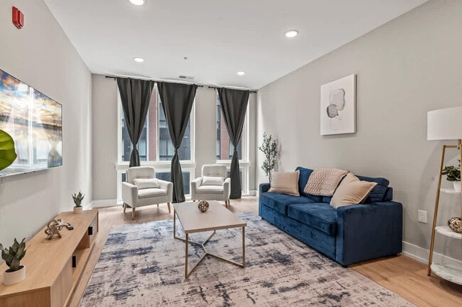 Building Photo - 916 N Delaware Ave