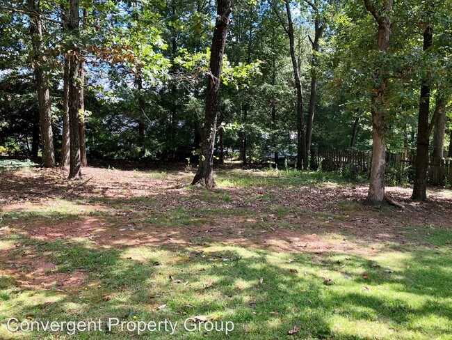 Building Photo - 3 br, 2 bath House - 202 Laurel Road