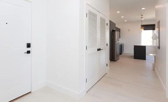 Foto del edificio - 520 S Caroline St