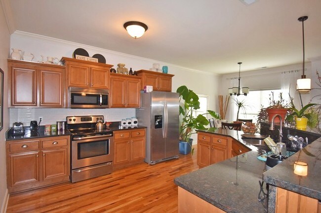 Building Photo - 7904 Corey Dr