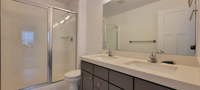 Building Photo - 3843 Mossmorran Ln
