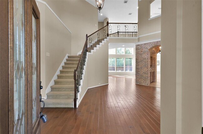 Building Photo - 118 S Arrow Canyon Cir