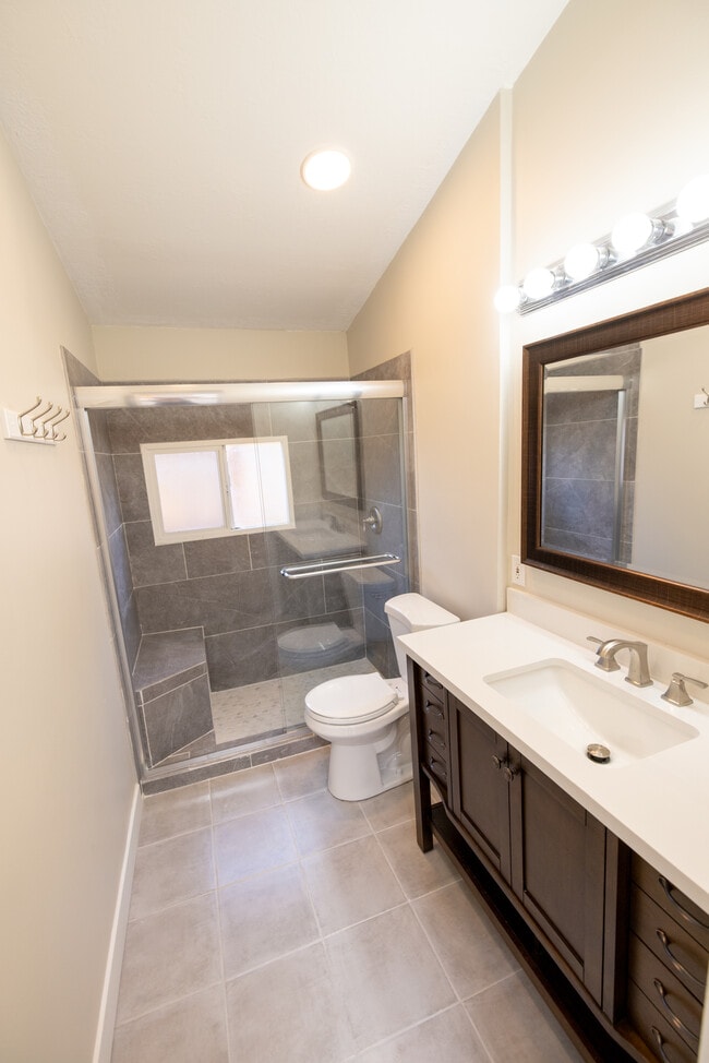Newly Remodeled Guest Bathroom - 1745 Lake St