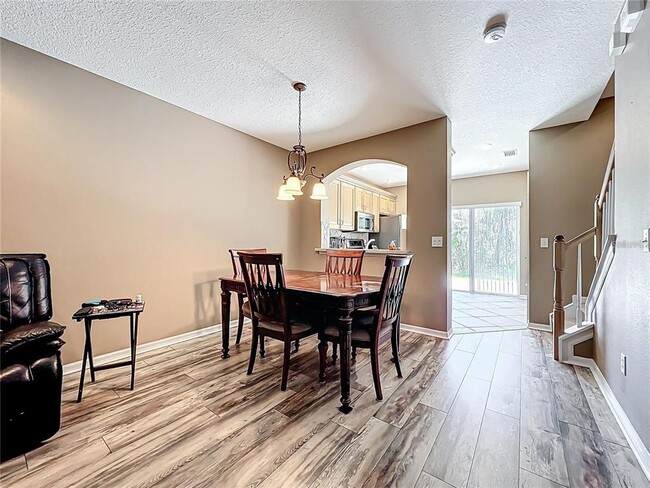 Building Photo - 15811 Fishhawk Blvd