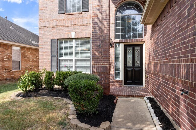 Foto del edificio - 1946 Hawthorne Brook Ln