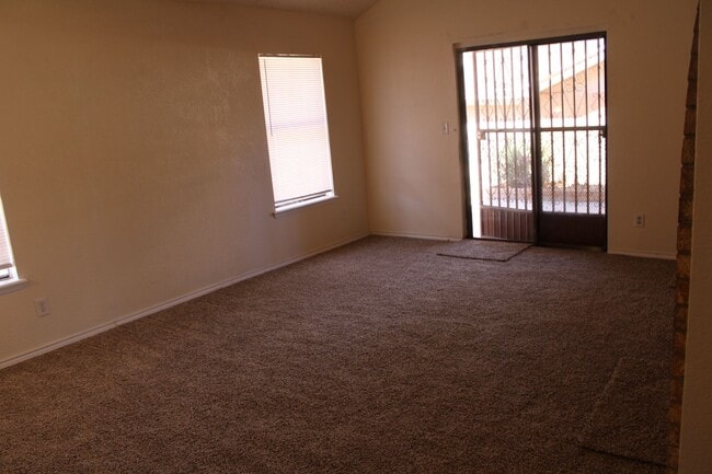 Building Photo - 11736 Trey Burton Dr
