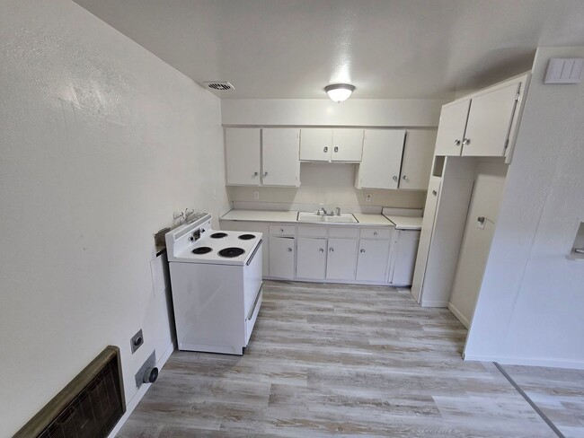 Foto del edificio - 526 N 8th St