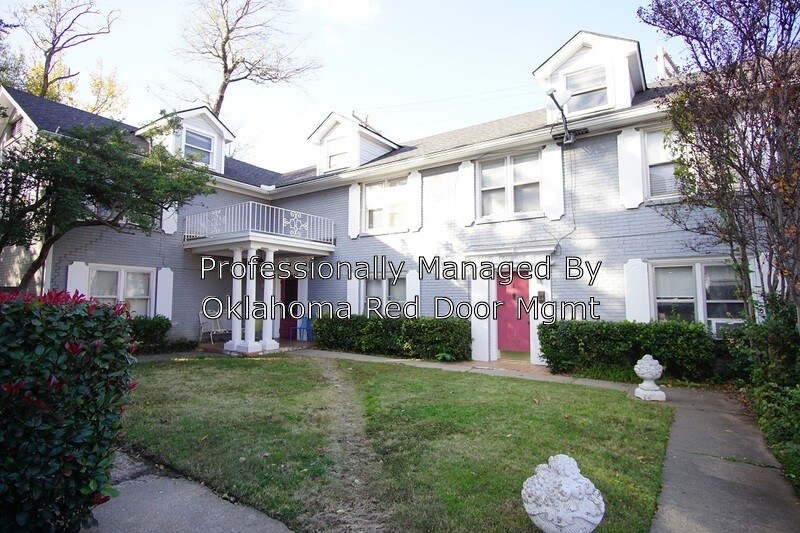 Primary Photo - 2505 N Harvey Ave