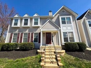 Building Photo - 7701 Lexton Pl