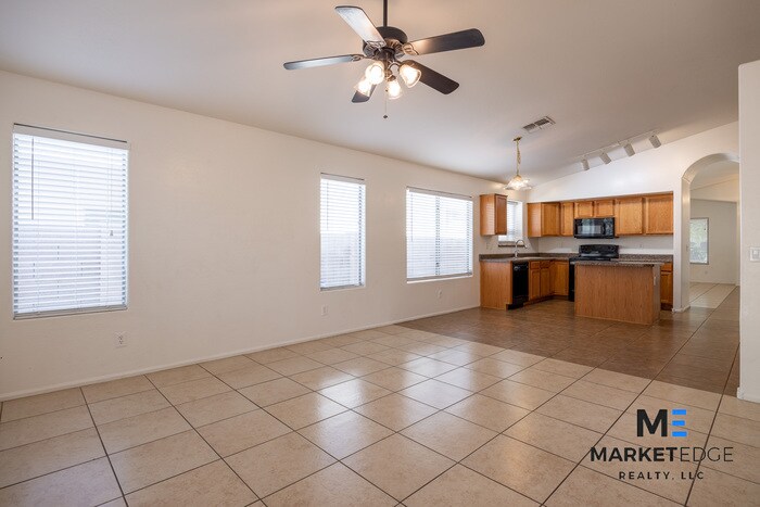 Primary Photo - 4Bed/2Bath House in Maricopa! Apply Today!