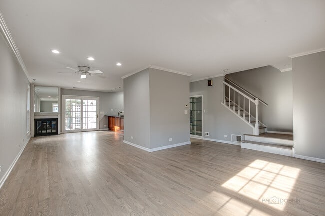 Building Photo - 1423 Pebblecreek Dr
